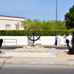 Sul Informação - Marinha assenta âncoras numa rotunda de Faro