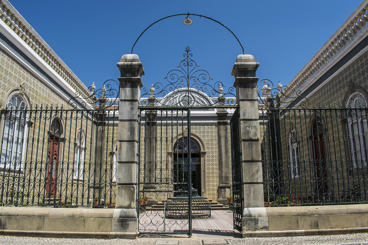 Sul Informação - Museu do Traje de São Brás de Alportel: um património humano e cultural a salvaguardar!