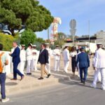 Sul Informação - Marinha assenta âncoras numa rotunda de Faro