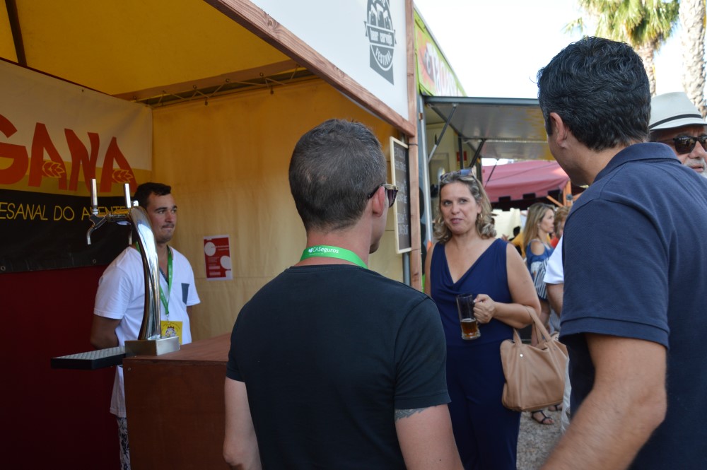 Sul Informação - Festival da Cerveja de Silves começou com muito calor e muita gente [fotogaleria]