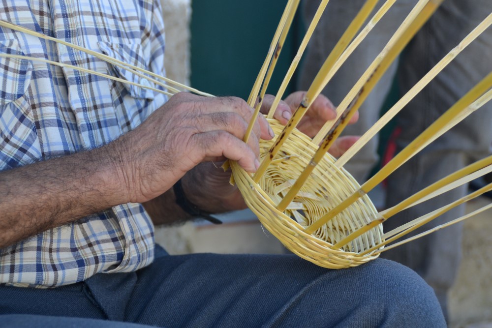 Sul Informação - Nas Furnazinhas, a entretecer as canas ao sabor dos caminhantes da Via Algarviana