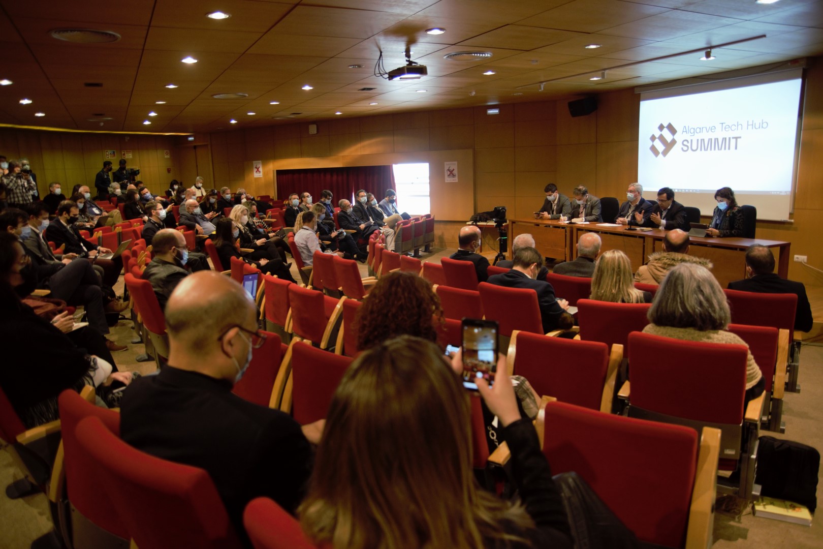 Sul Informação - Já arrancou a Summit que quer fazer do Algarve uma região mais resiliente