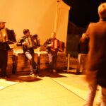 Sul Informação - Marmelete, onde se ouve o lento escorrer da noite, entre teatro, copinhos de medronho e música