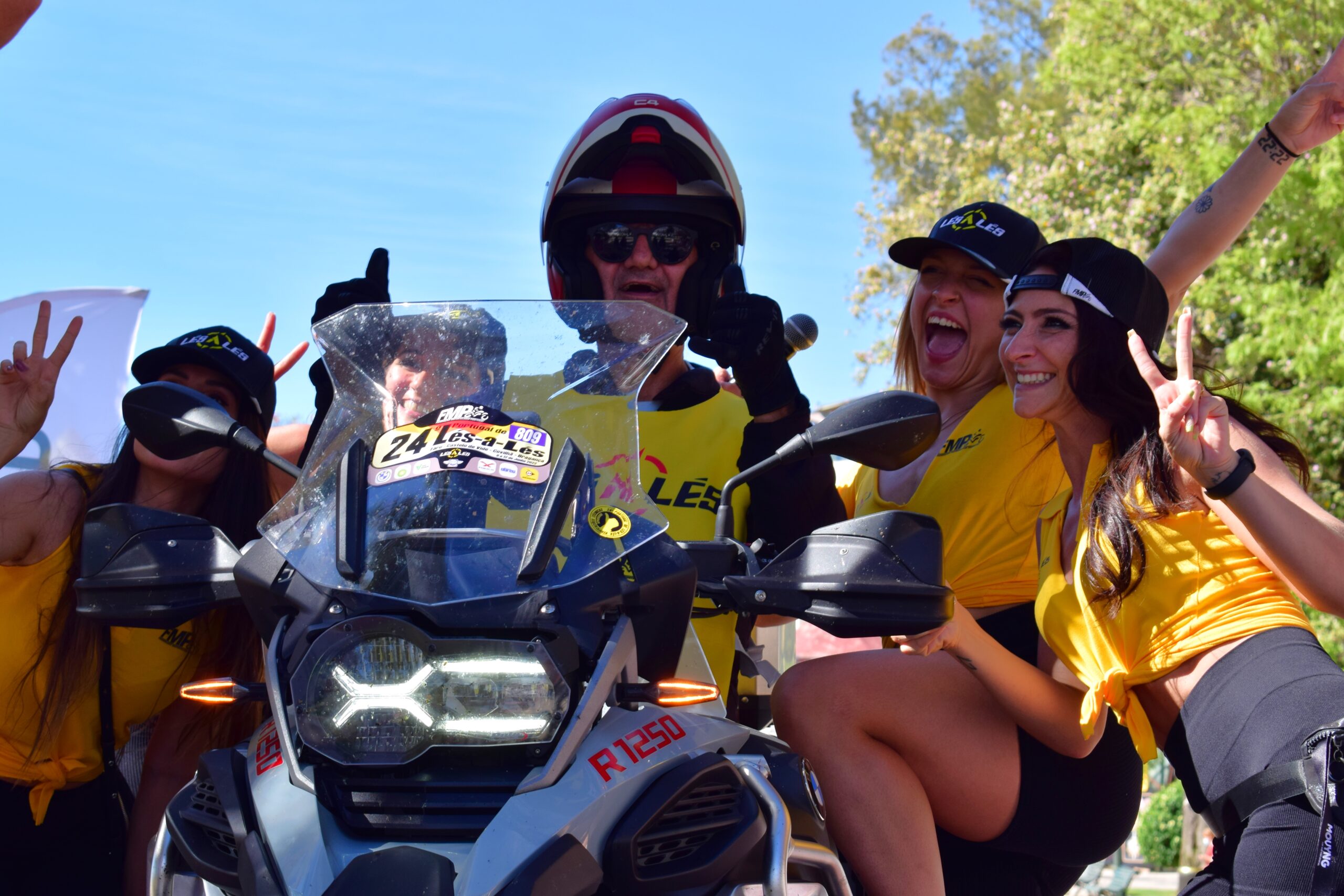 Sul Informação - Milhares de motards partiram de Faro para percorrer Portugal de Lés-a-Lés