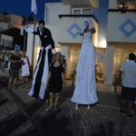 Sul Informação - Noite Black & White levou um mar de gente a Carvoeiro [fotogaleria]