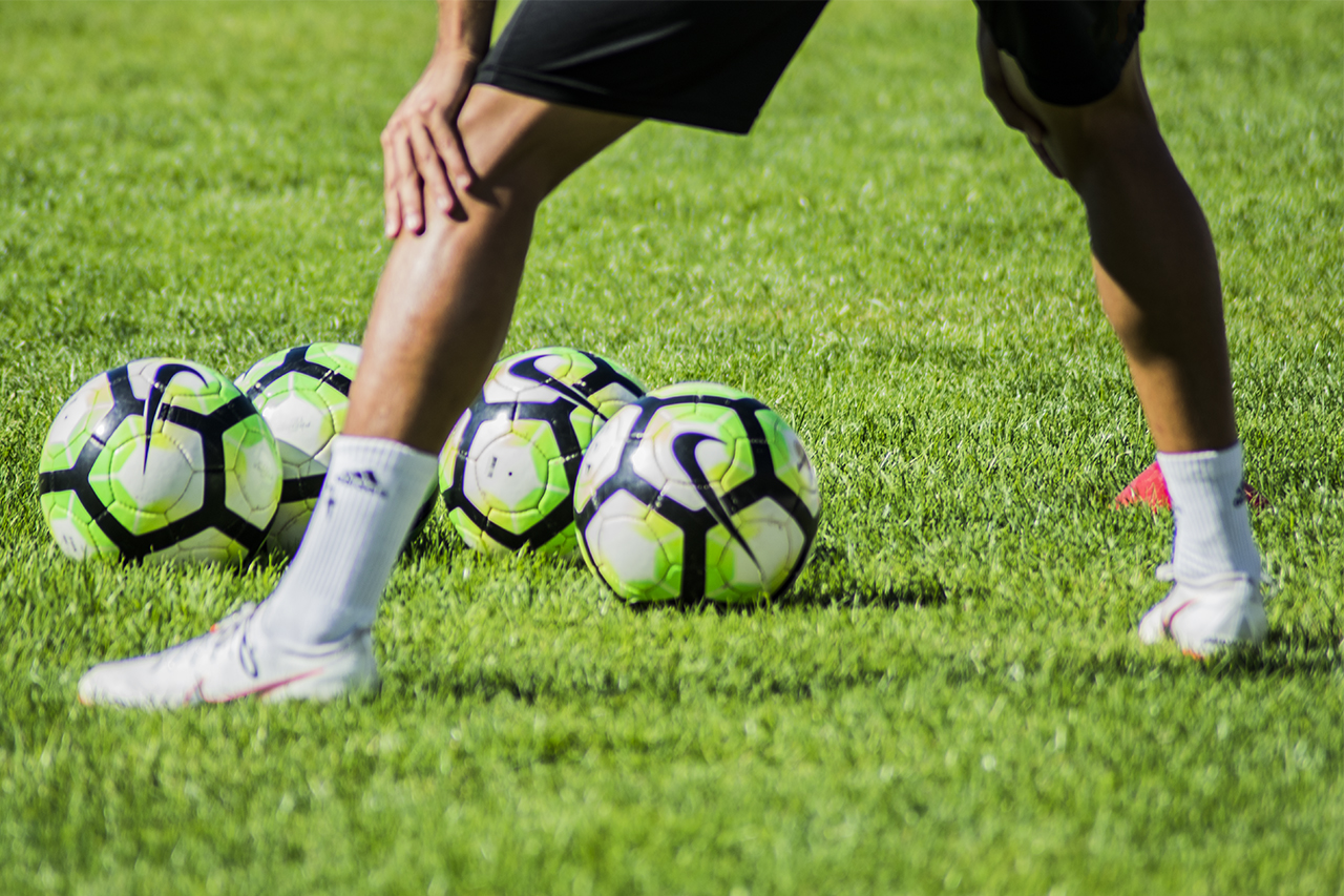 Sul Informação - Treinador de futebol Óscar Cano dá formação em Loulé