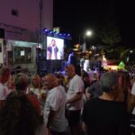 Sul Informação - Noite Black & White levou um mar de gente a Carvoeiro [fotogaleria]