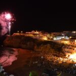 Sul Informação - Noite Black & White levou um mar de gente a Carvoeiro [fotogaleria]