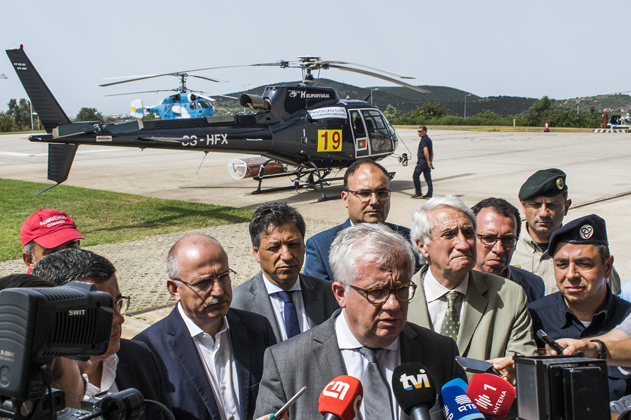 Sul Informação - Algarve está em «prontidão máxima e preparado» para combater os incêndios