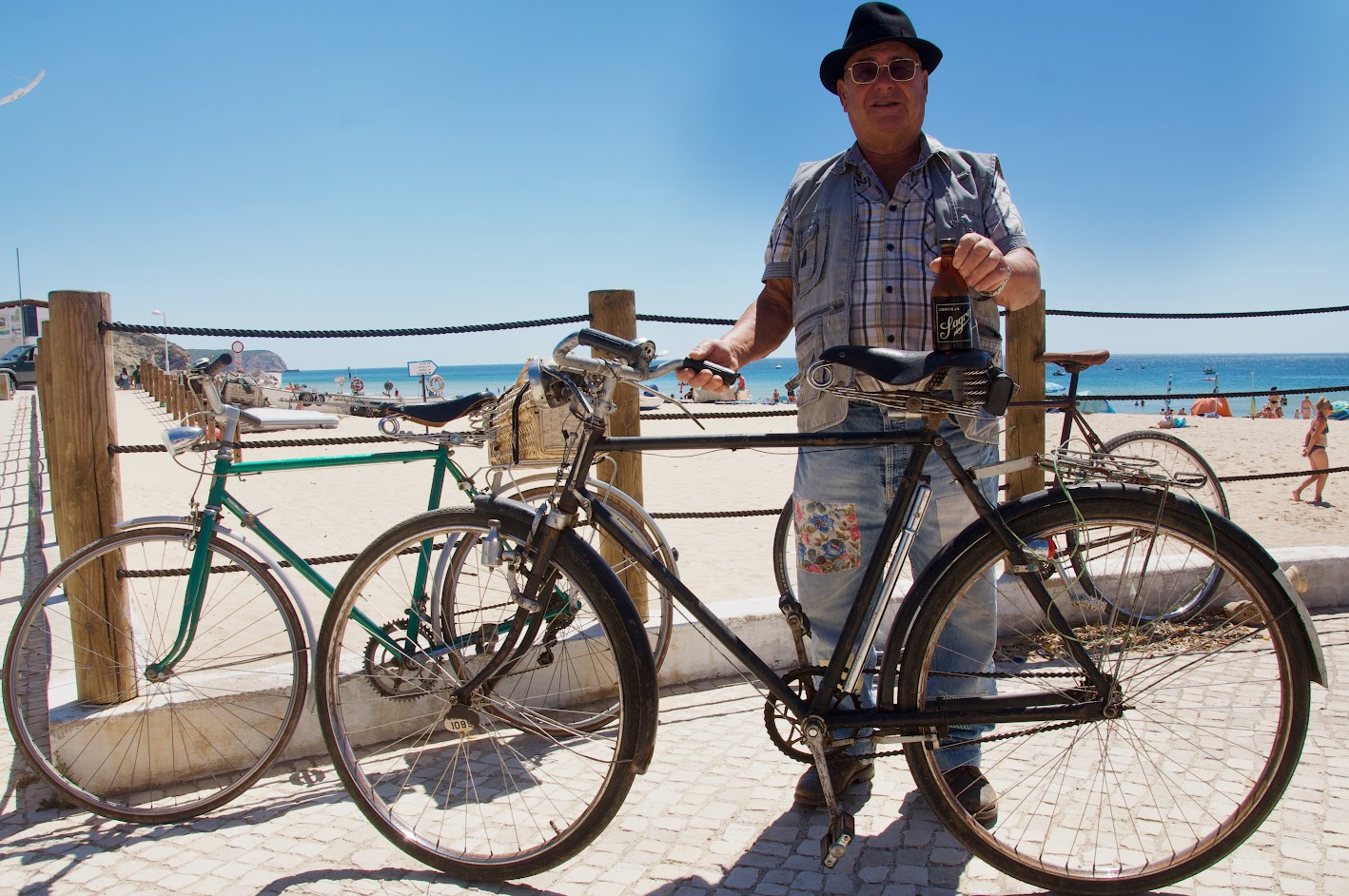Sul Informação - Passeio de Bicicletas Antigas voltou às ruas de Budens [com fotos]