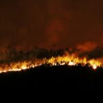 Sul Informação - Pessoas retiradas de casa por precaução no incêndio de Monchique (com fotos)