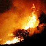 Sul Informação - Pessoas retiradas de casa por precaução no incêndio de Monchique (com fotos)