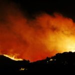 Sul Informação - Pessoas retiradas de casa por precaução no incêndio de Monchique (com fotos)