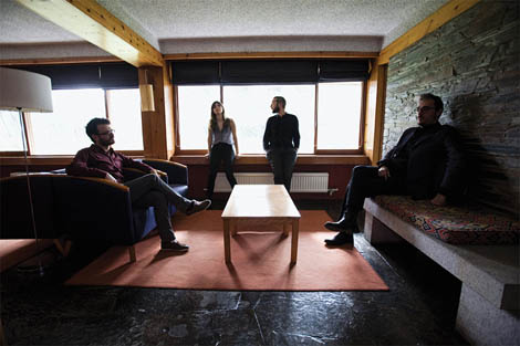 Sul Informação - Banda «Dear Telephone» toca ao Entardecer em Faro e Sagres no fim de semana