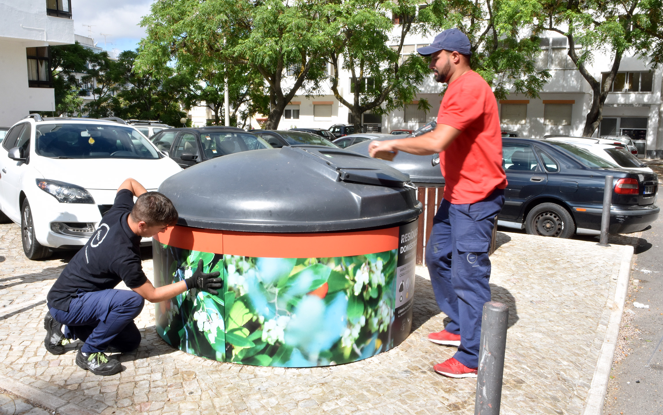 Sul Informação - Moloks de Loulé alertam para a necessidade da reciclagem