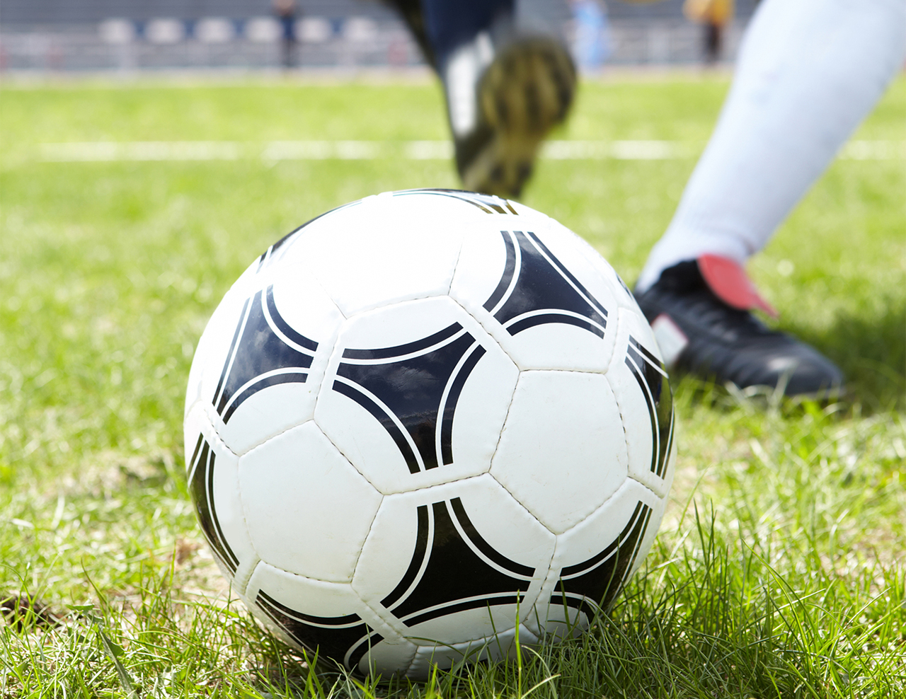 Sul Informação - Campeonato de Portugal: Farense ganha nos Açores e distancia-se na liderança