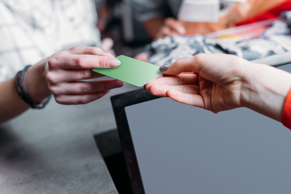 Sul Informação - Compras com cartão bateram recordes em dezembro
