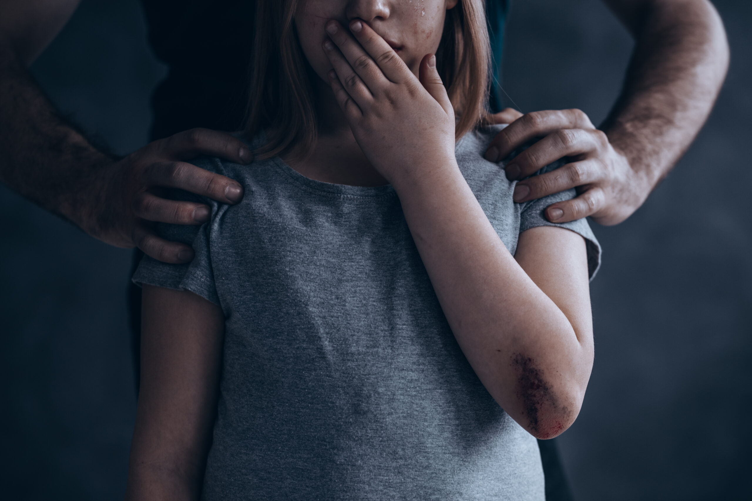 Sul Informação - Lagos: Pedófilo que abusou várias vezes de duas meninas foi detido