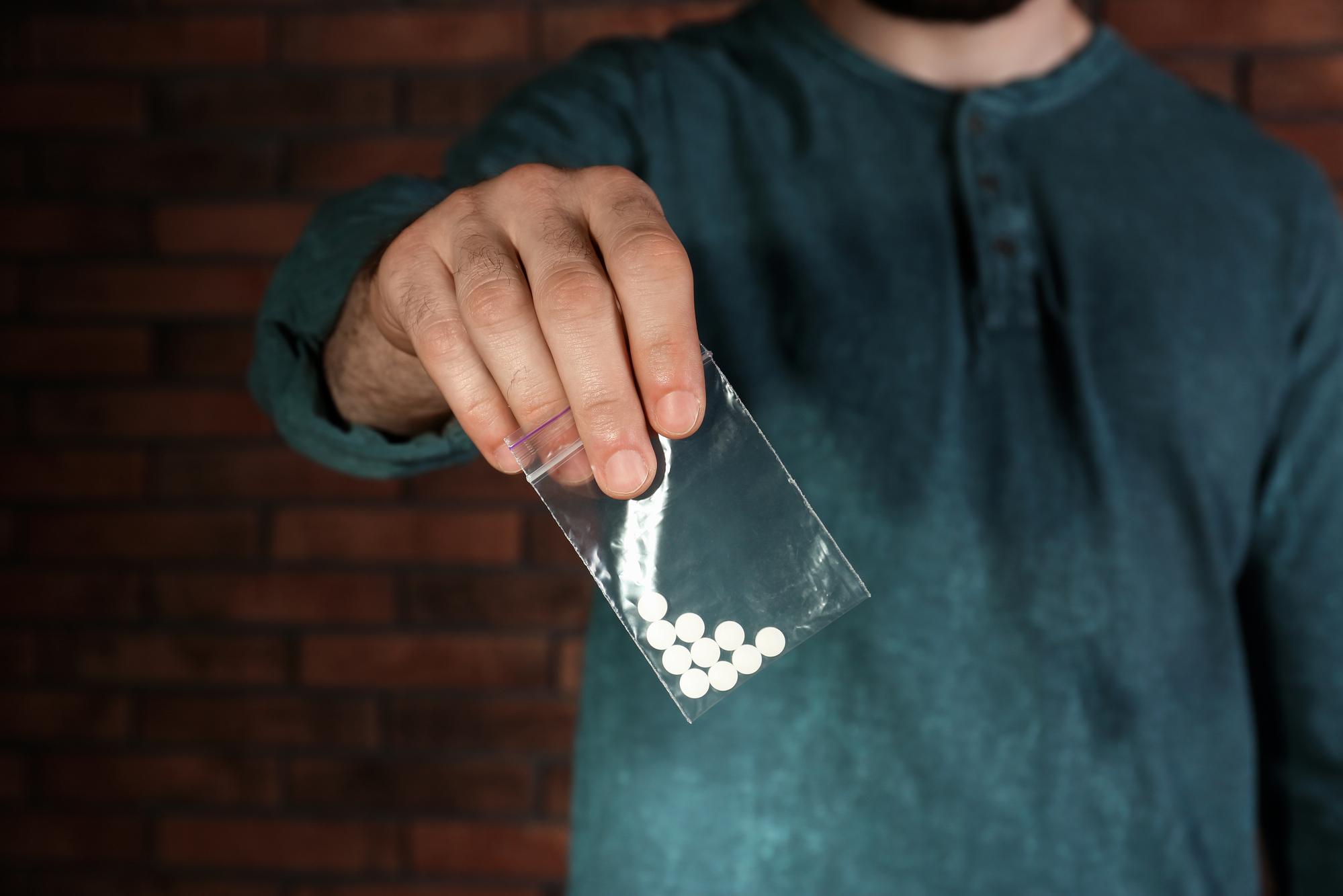 Sul Informação - Nova lei da droga que descriminaliza as drogas sintéticas entra hoje em vigor