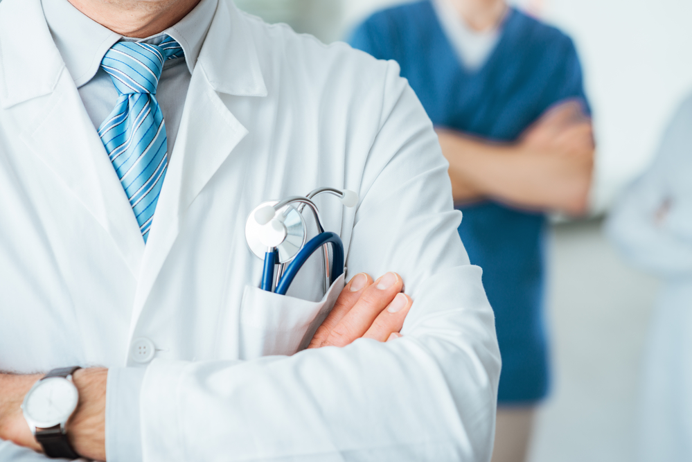 Sul Informação - Algarve acaba 2017 «com mais médicos de família que em 2016»