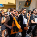 Sul Informação - “Estudar onde não consigo viver”: Falta de habitação marca Desfile do Caloiro