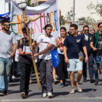 Sul Informação - “Estudar onde não consigo viver”: Falta de habitação marca Desfile do Caloiro