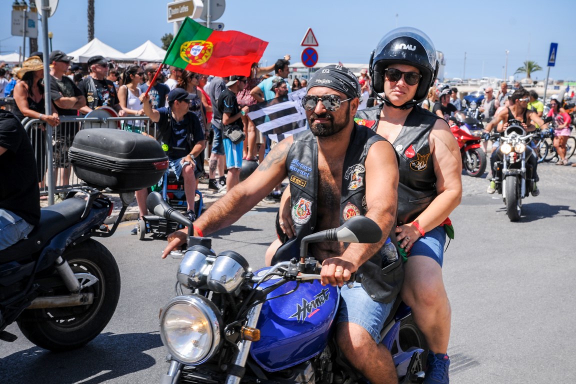 Sul Informação - Fotogaleria: Desfile bem animado encerrou Concentração que atraiu 30 mil motards