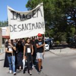 Sul Informação - Desfile do Caloiro com ambiente de enterro em protesto contra limitações à praxe (com fotos)