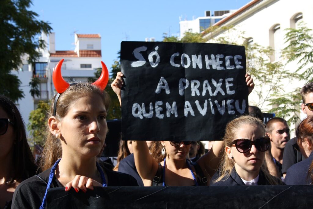Desfile-Protesto Caloiro 2016_26