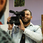 Sul Informação - ETIC_Algarve doa computadores e câmaras de vídeo ao Centro Comunitário Horta da Areia