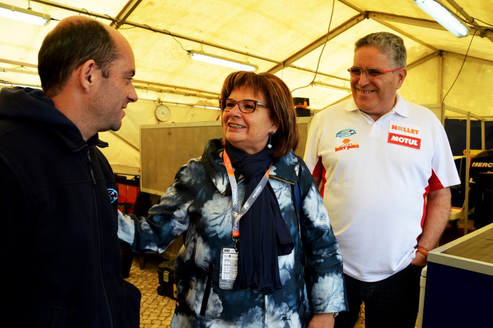 Sul Informação - Vento forte obriga a adiar treinos livres da F1 de Motonáutica em Portimão, mas o “circo” está montado