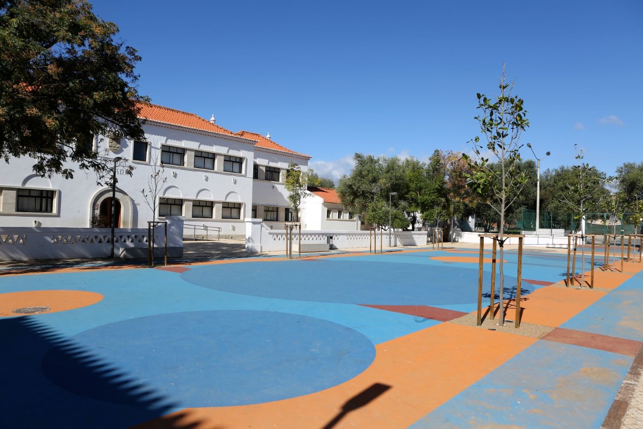 Sul Informação - Portimão começa ano letivo com melhorias no parque escolar