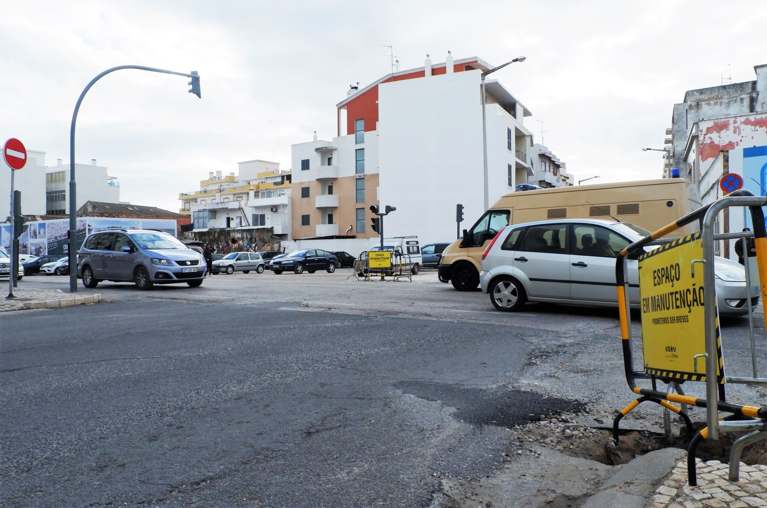 Sul Informação - Nova rotunda na EN125 dentro de Olhão é mesmo para avançar
