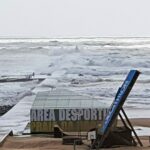 Sul Informação - Temporal arrasa bar Nosolo Aqua  e causa muitos estragos na Praia da Rocha [com fotos]