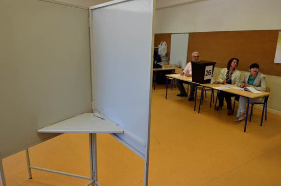 Sul Informação - Abstenção pode chegar aos 66,6%