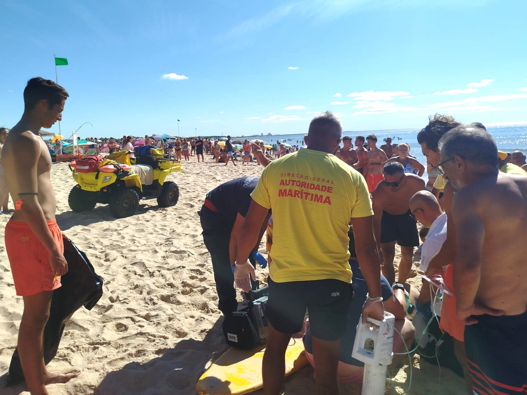 Sul Informação - Homem de 83 anos reanimado na Praia da Manta Rota