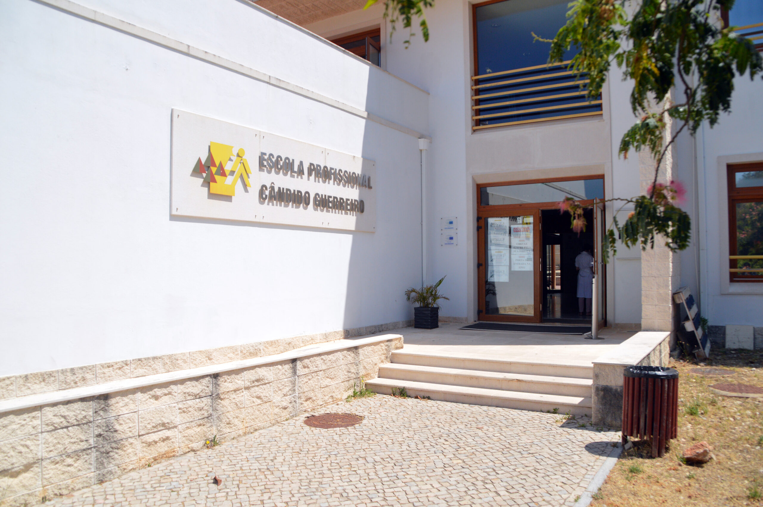 Sul Informação - Mais que uma Escola Profissional, Alte tem uma “família” em que «ninguém fica para trás»