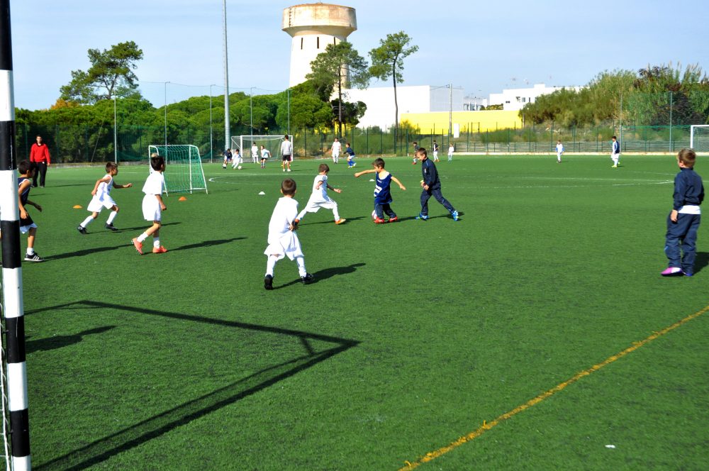 Sul Informação - Fundação Real Madrid apoia mais de uma centena de crianças em VRSA