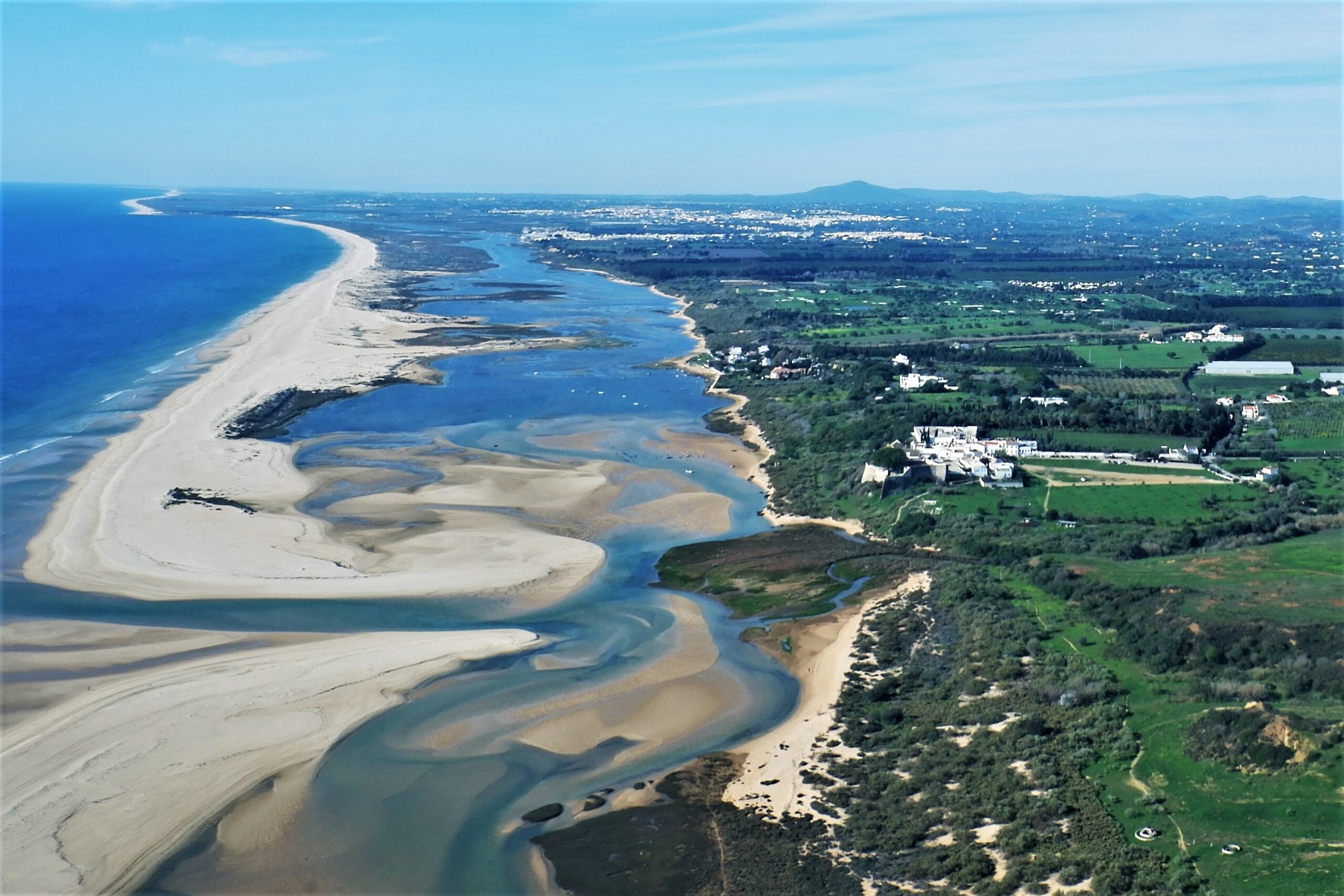 Sul Informação - Do ar, no rio e em caminhos de terra se mostram as riquezas do Baixo Guadiana