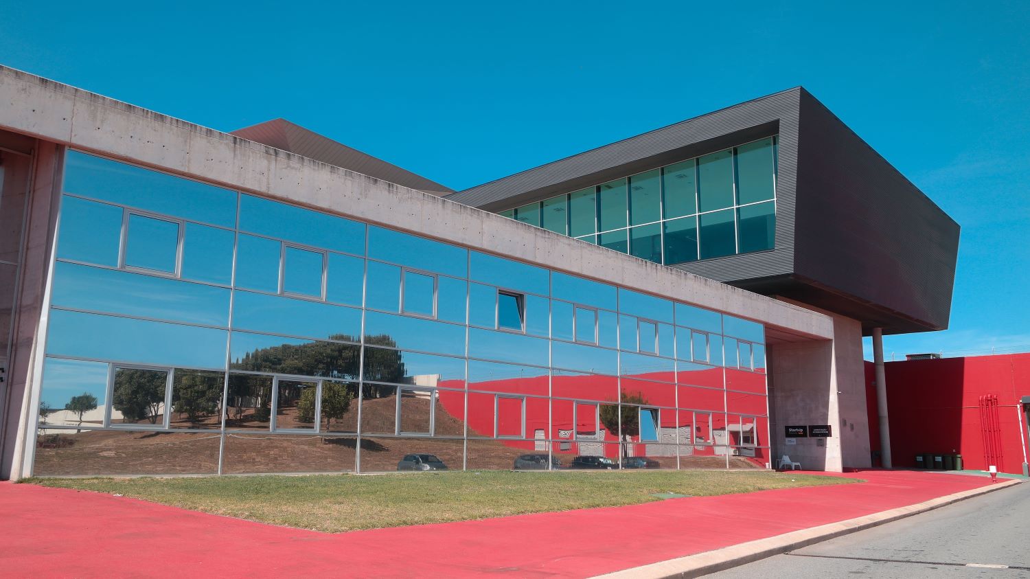 Sul Informação - StartUp Portimão festeja 6 anos com a presença do secretário de Estado da Economia