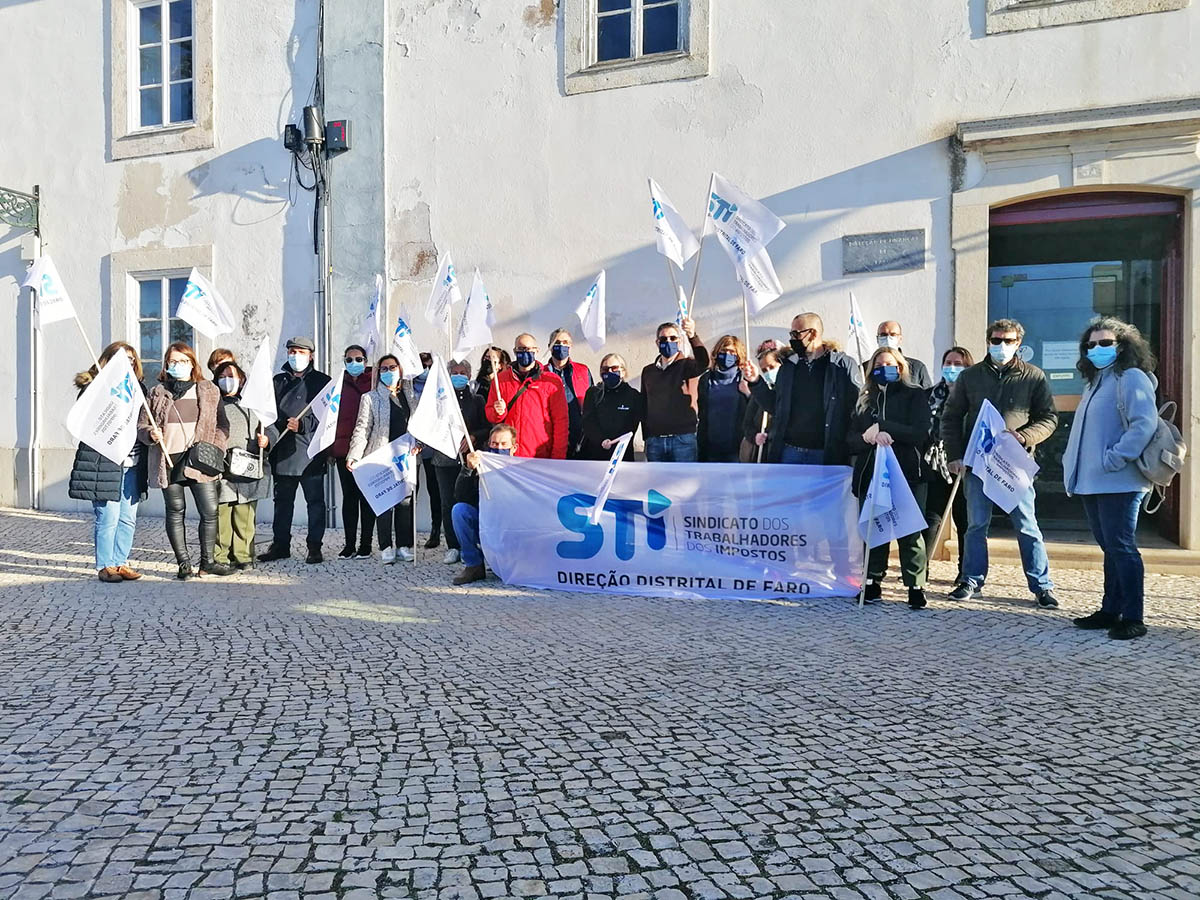 Sul Informação - Greve dos trabalhadores dos impostos teve adesão de 80% no Algarve