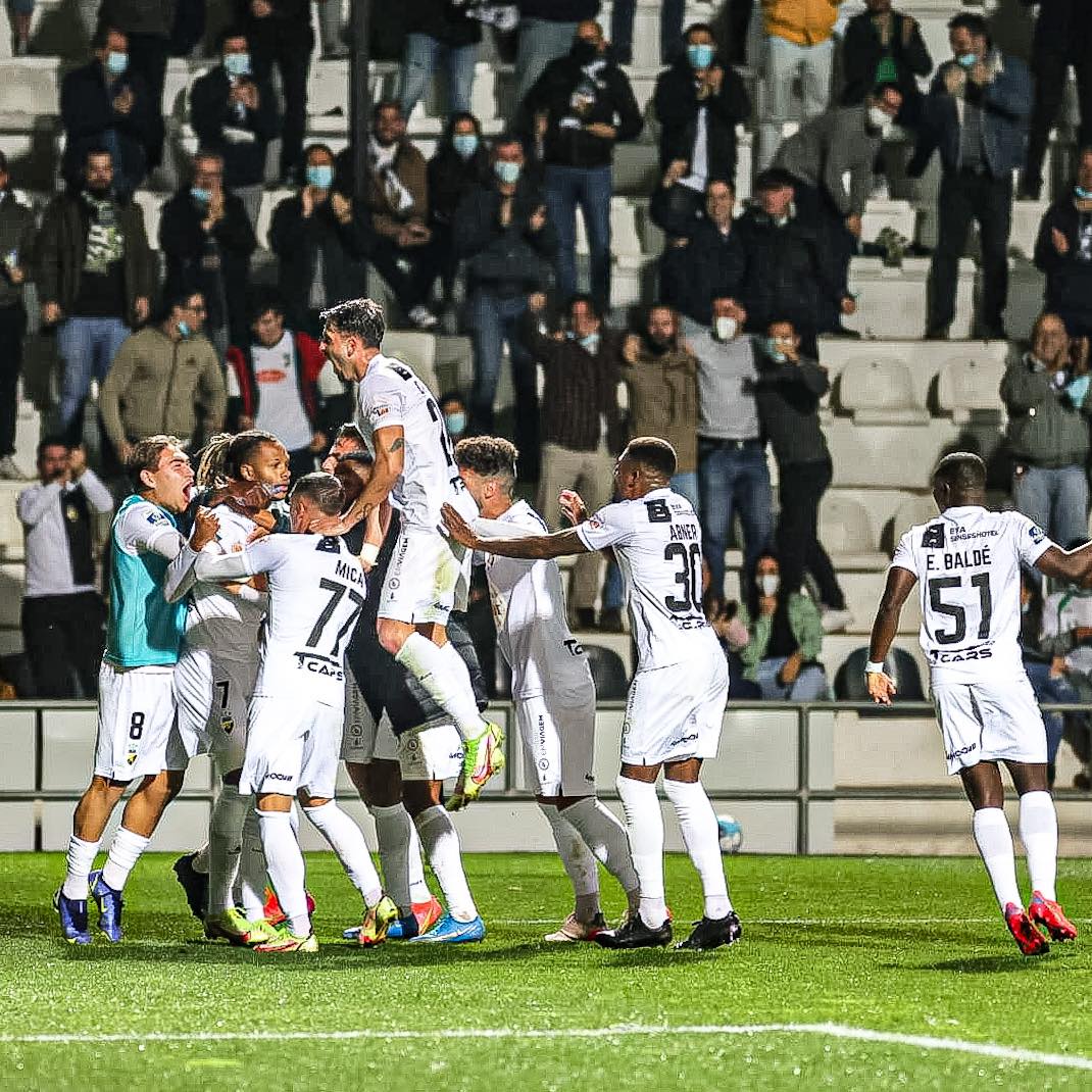 Sul Informação - Reviravolta no 2º tempo tira Farense dos lugares de despromoção da II Liga