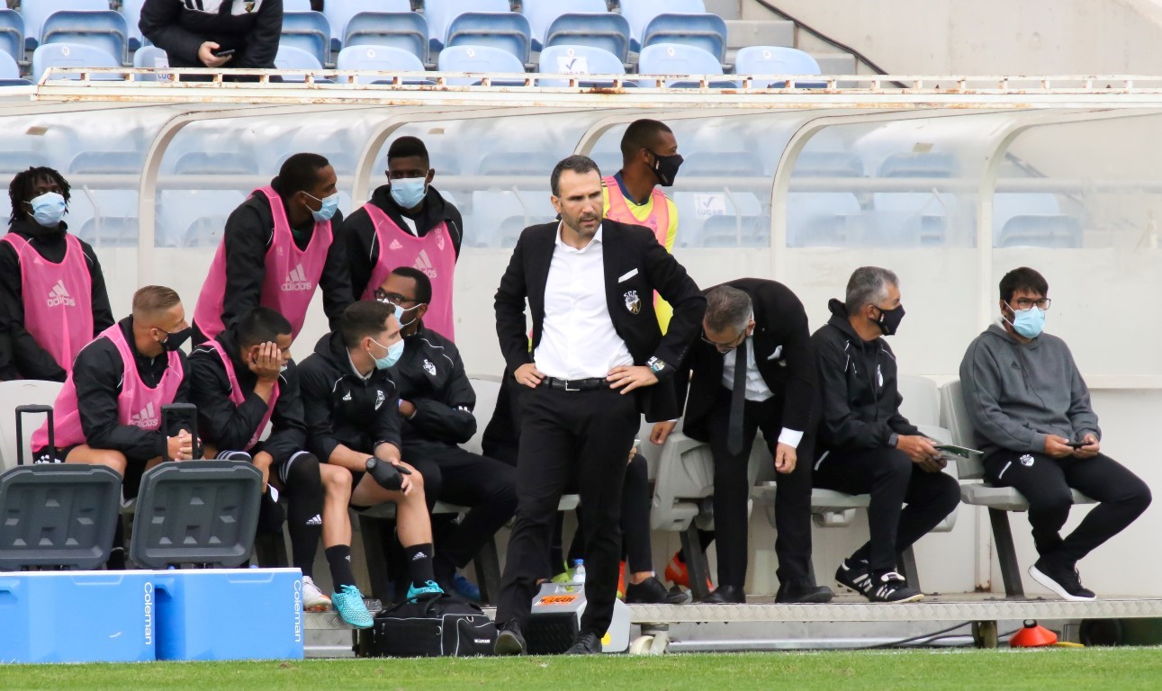Sul Informação - Farense voltou a perder e não foi por falta de apoio dos seus adeptos