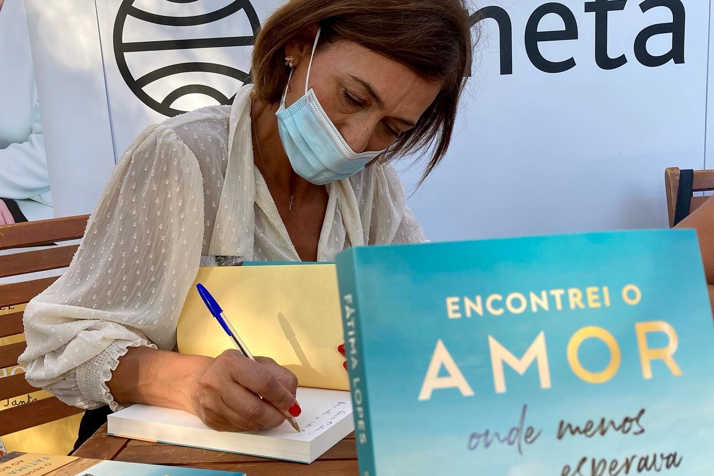 Sul Informação - Fátima Lopes lança livro “Encontrei o amor onde menos esperava” na Biblioteca de Beja