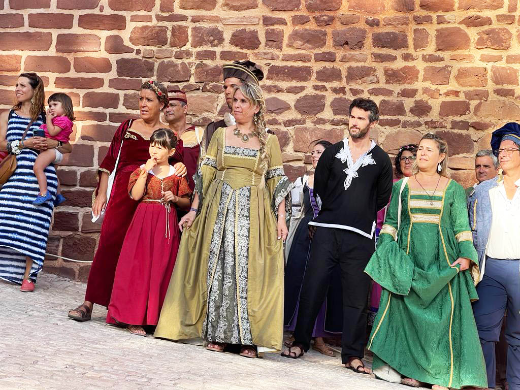 Sul Informação - Feira Medieval já abriu para viagem na história de Silves