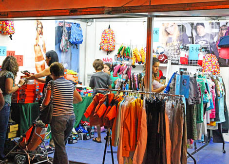 Sul Informação - Feira de Stocks traz à rua comércio local de Tavira