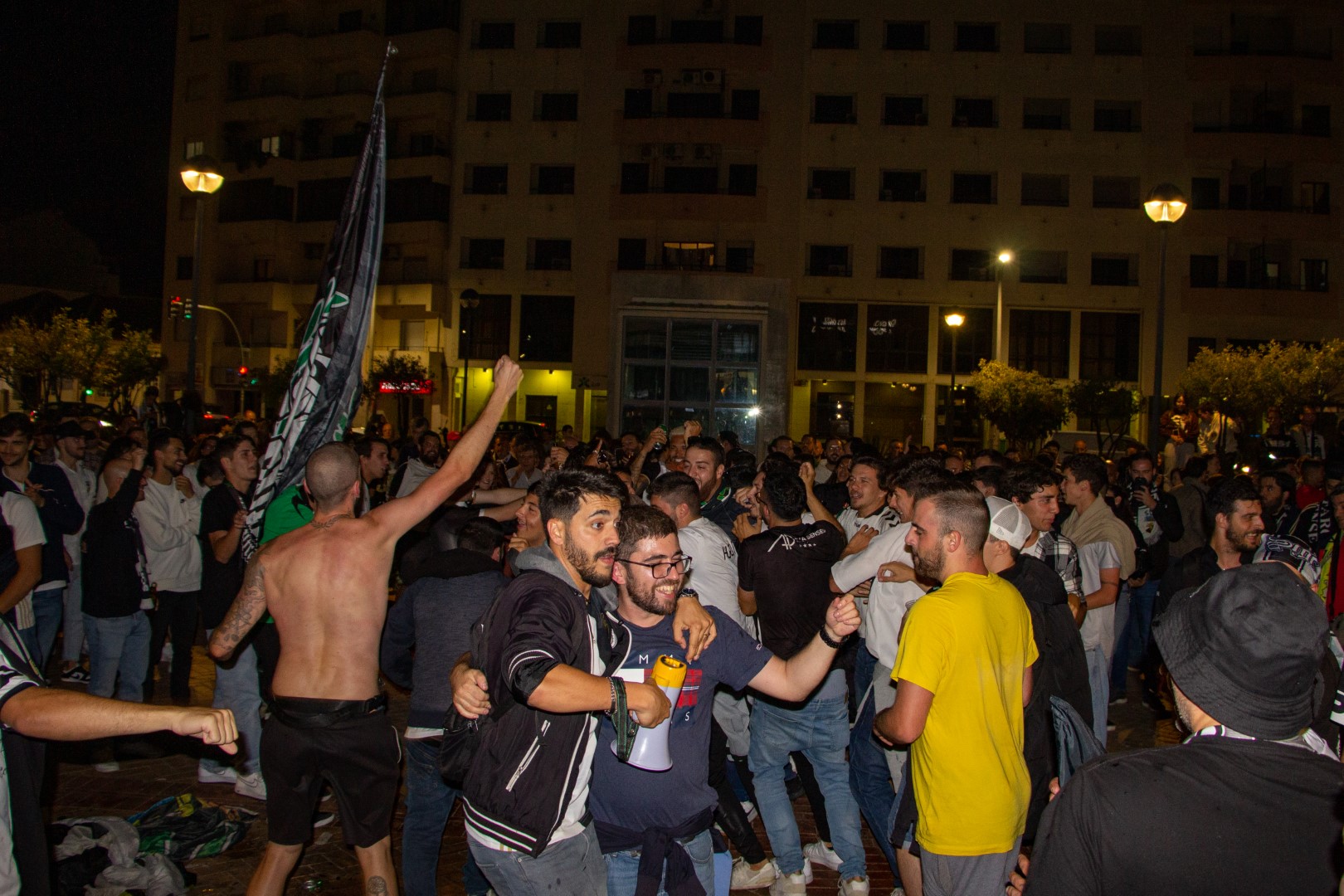 Sul Informação - Euforia e muito orgulho na festa da subida do Farense