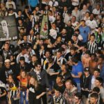 Sul Informação - Fotogaleria: Subida à I Liga do Portimonense deu festa rija em Portimão