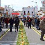 Sul Informação - Fotogaleria: São Brás de Alportel voltou a sair à rua com Tochas Floridas e gritos de aleluia