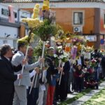 Sul Informação - Fotogaleria: São Brás de Alportel voltou a sair à rua com Tochas Floridas e gritos de aleluia